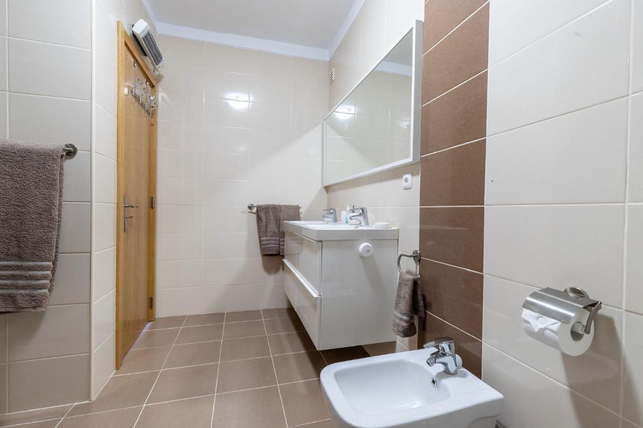 Lovely One Bedroom Apartment In Alvor Luaran gambar