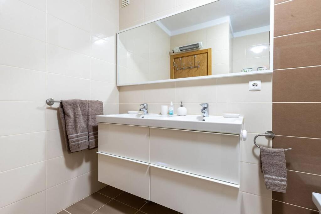 Lovely One Bedroom Apartment In Alvor Luaran gambar