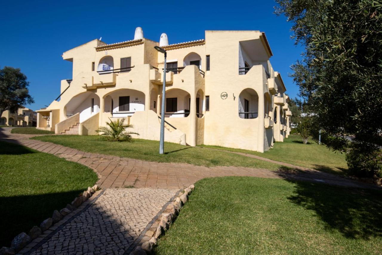 Lovely One Bedroom Apartment In Alvor Luaran gambar